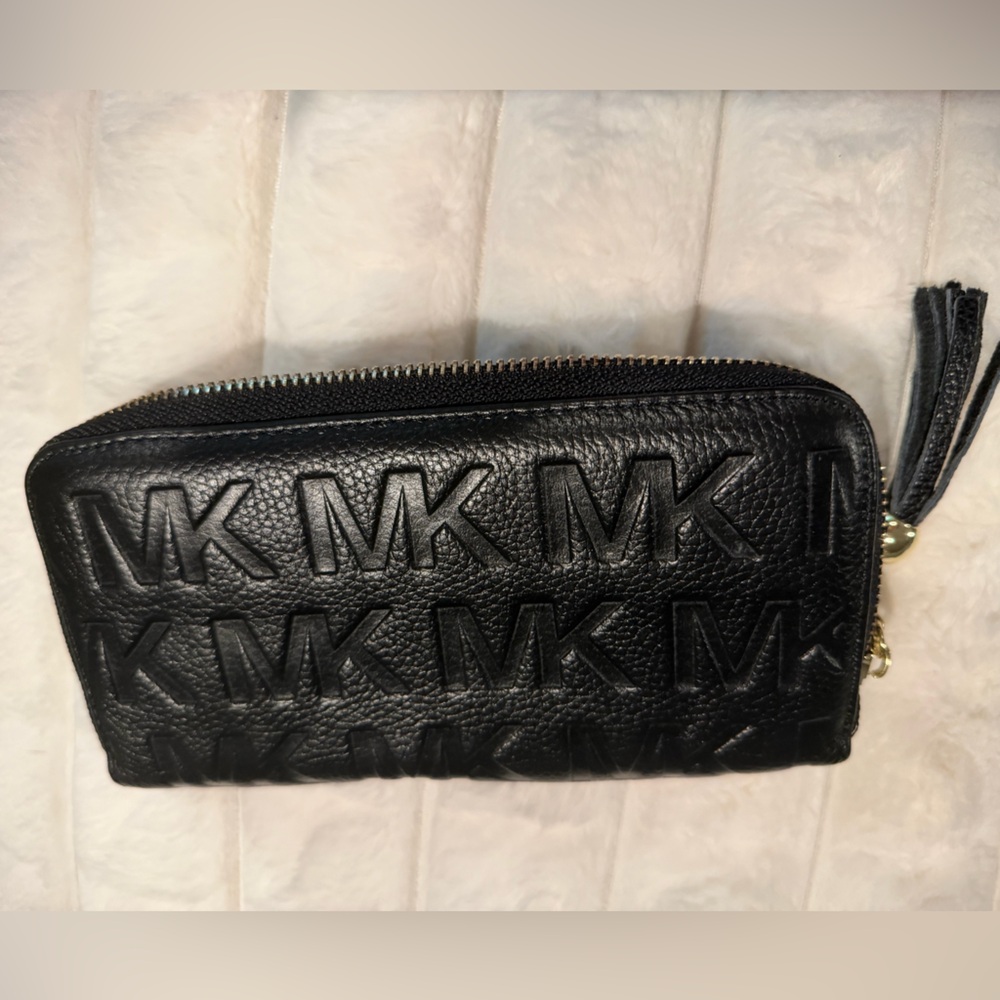 Michael Kors Black Embossed Wallet